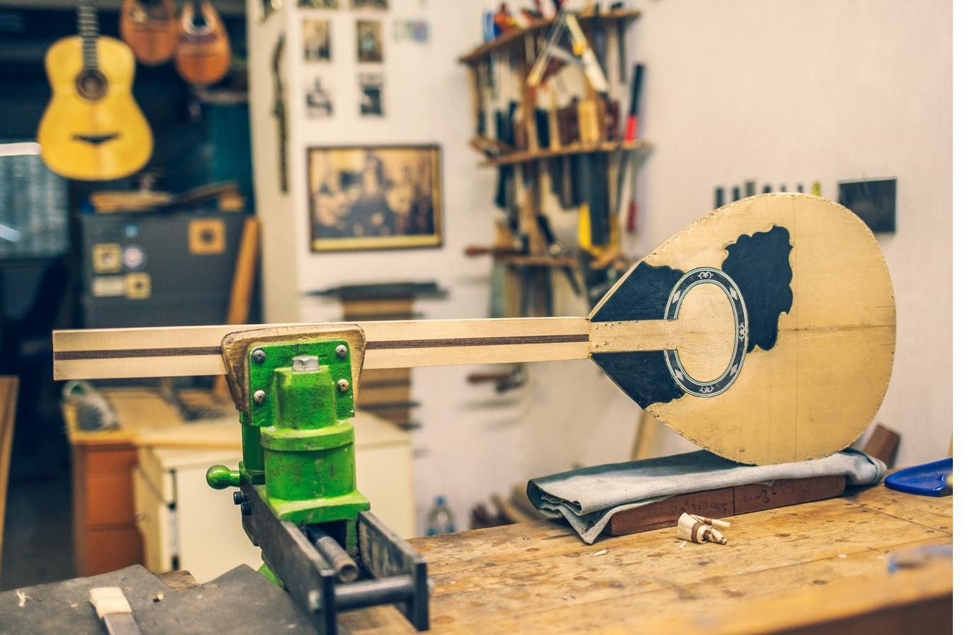 Instrument neck detail